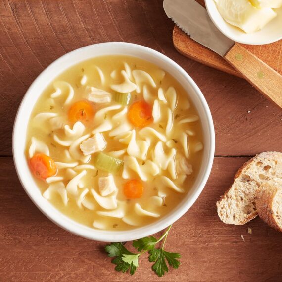 Progresso Traditional, Chicken Noodle Soup, Ready To Serve, 19 oz., 4 Pack  BooksRufus AIRufus AI - Image 13