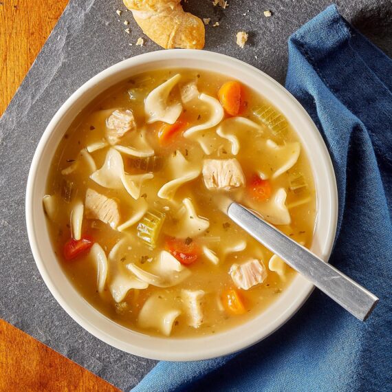 Progresso Traditional, Chicken Noodle Soup, Ready To Serve, 19 oz., 4 Pack  BooksRufus AIRufus AI - Image 17