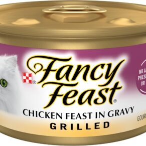 Purina Fancy Feast Grilled Wet Cat Food Chicken Feast in Wet Cat Food Gravy